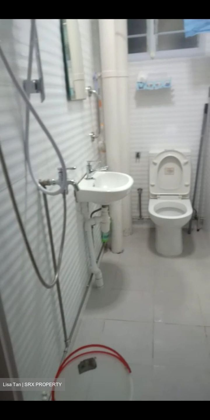 Hougang Avenue 6 (Hougang),  #439835121